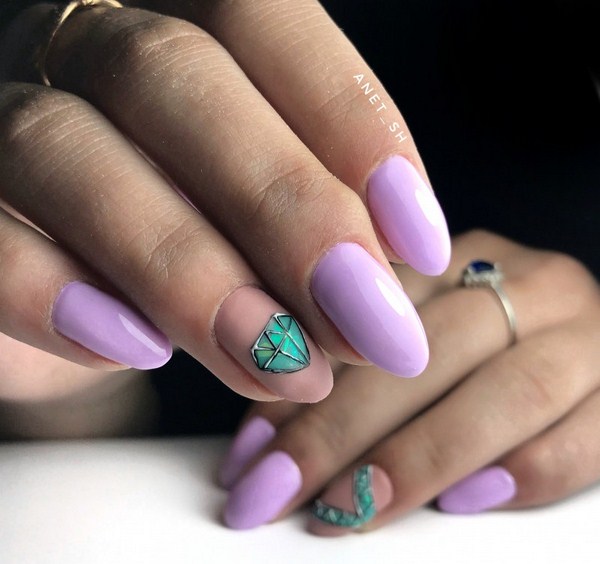 Прелестный дизайн ногтей «битое стекло» 2026 года: фото-новинки