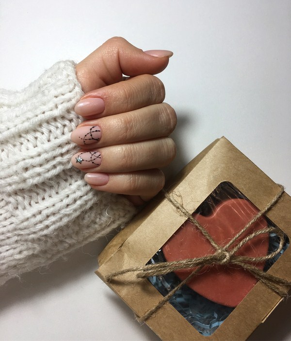 Самый модный маникюр paintpoint в сезоне 2026 года – фото-идеи