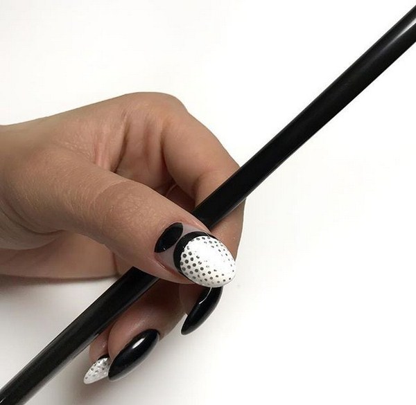 Самый модный маникюр paintpoint в сезоне 2026 года – фото-идеи