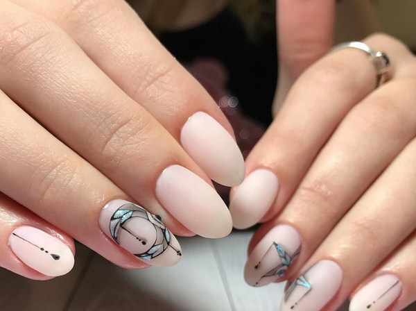 Самый модный маникюр paintpoint в сезоне 2026 года – фото-идеи