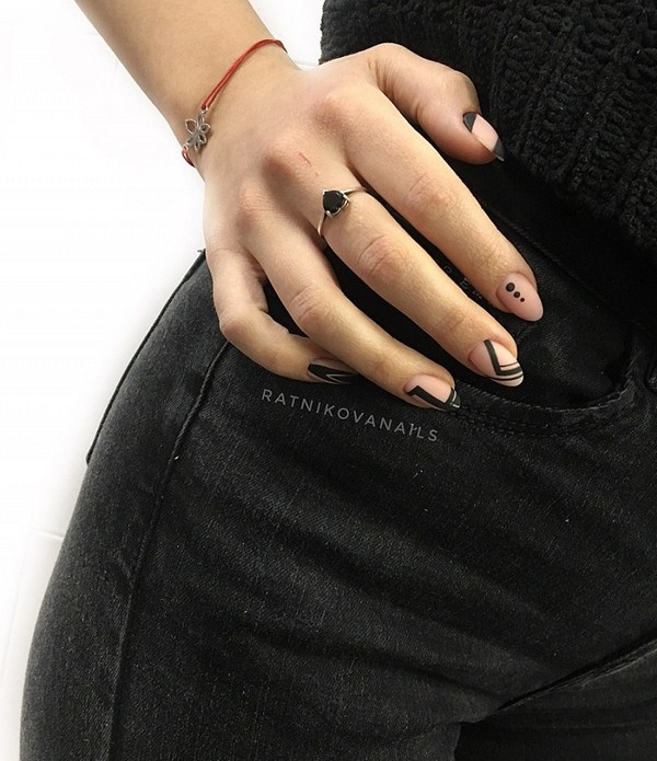 Самый модный маникюр paintpoint в сезоне 2026 года – фото-идеи