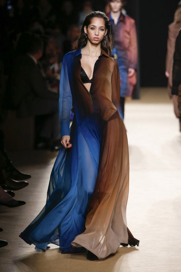 Мегамодные сеты с осенне-зимними платьями 2026-2027 — фото