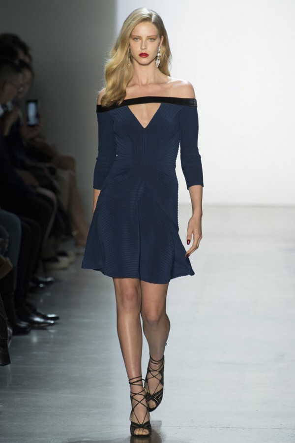 Мегамодные сеты с осенне-зимними платьями 2026-2027 — фото