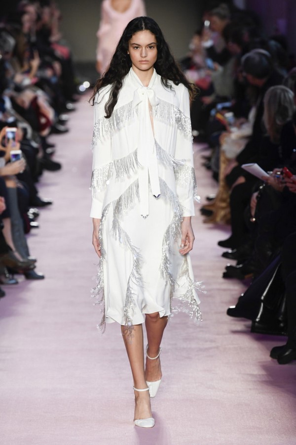 Мегамодные сеты с осенне-зимними платьями 2026-2027 — фото