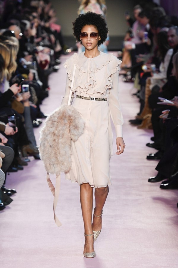 Мегамодные сеты с осенне-зимними платьями 2026-2027 — фото