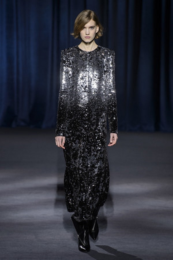 Мегамодные сеты с осенне-зимними платьями 2026-2027 — фото