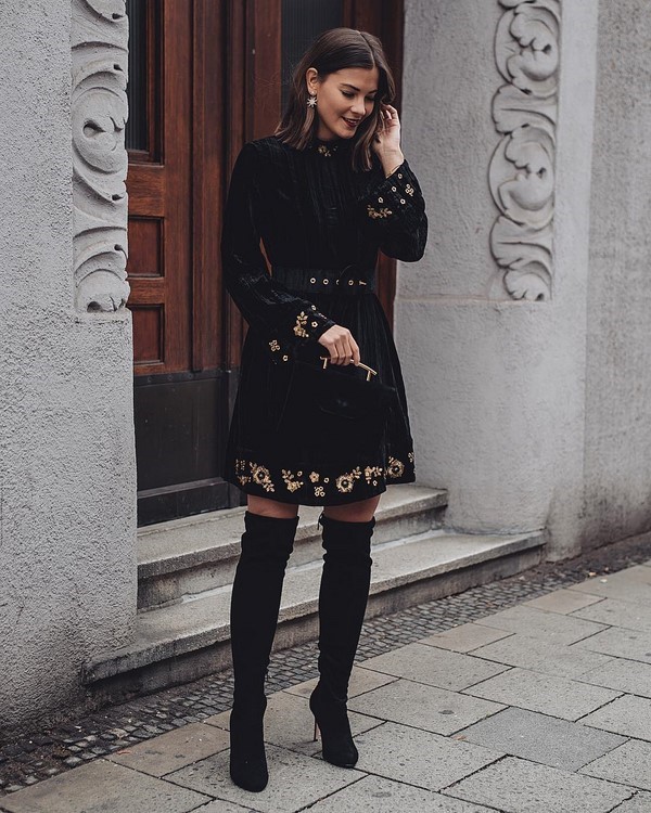 Мегамодные сеты с осенне-зимними платьями 2026-2027 — фото