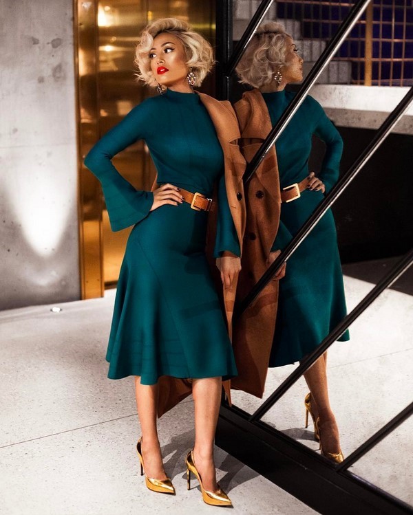 Мегамодные сеты с осенне-зимними платьями 2026-2027 — фото