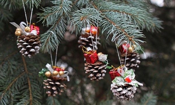 Лучшие 100+ фото примеров, как украсить дом на Новый 2027 год!