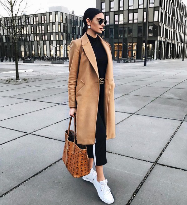 Лучшие идеи верхней одежды в сезоне осень-зима 2026-2027: фото образы