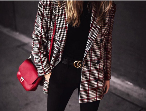 Как модно одеваться зимой 2026-2027: топ образов на зиму в разных стилях — фото