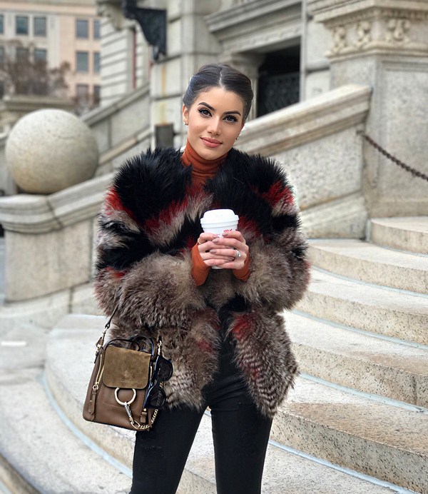 Как модно одеваться зимой 2026-2027: топ образов на зиму в разных стилях — фото