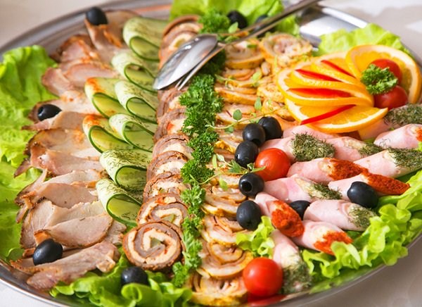 Праздничные нарезки на стол: лучшие фото-идеи, как выполнить нарезки