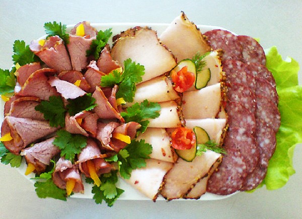 Праздничные нарезки на стол: лучшие фото-идеи, как выполнить нарезки