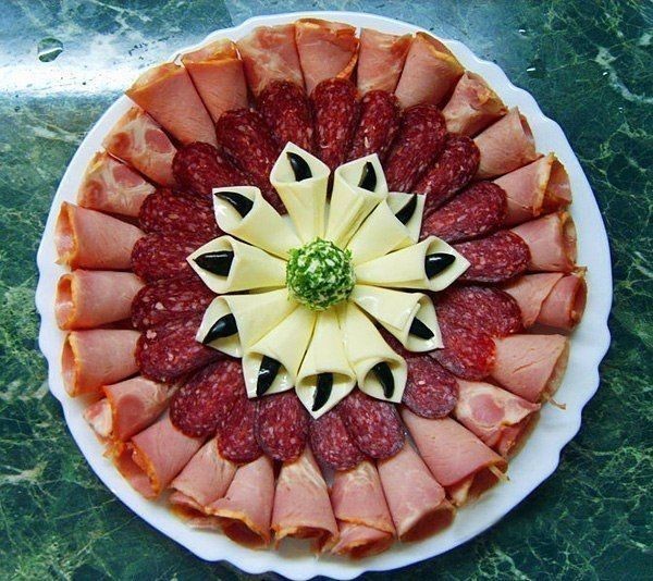 Праздничные нарезки на стол: лучшие фото-идеи, как выполнить нарезки