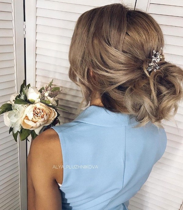 Изумительные варианты прически на вечер: фото-новинки вечерней прически 2026 года