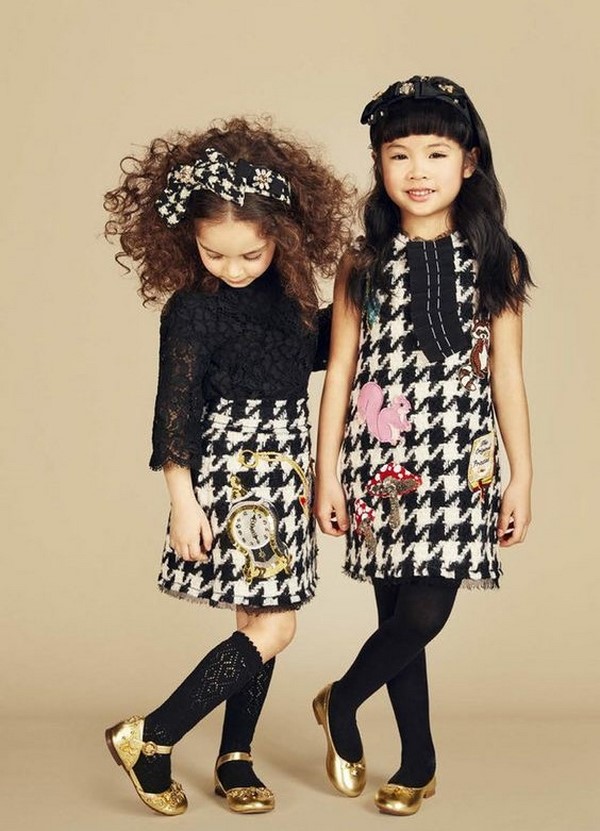 Красивейшие платья для девочек 2026 года: лучшие идеи образов для юных принцесс