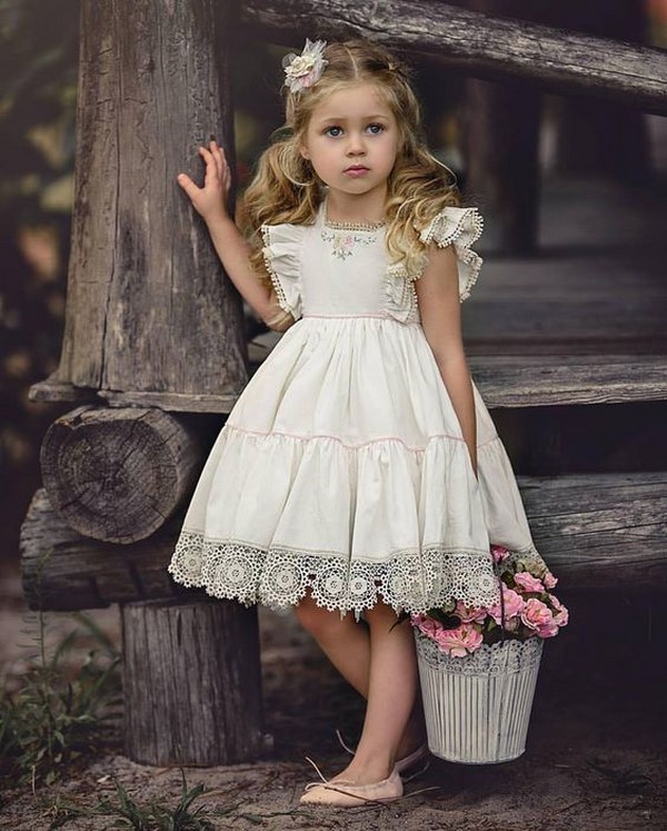 Красивейшие платья для девочек 2026 года: лучшие идеи образов для юных принцесс