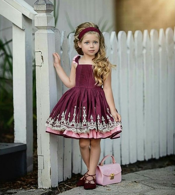 Красивейшие платья для девочек 2026 года: лучшие идеи образов для юных принцесс