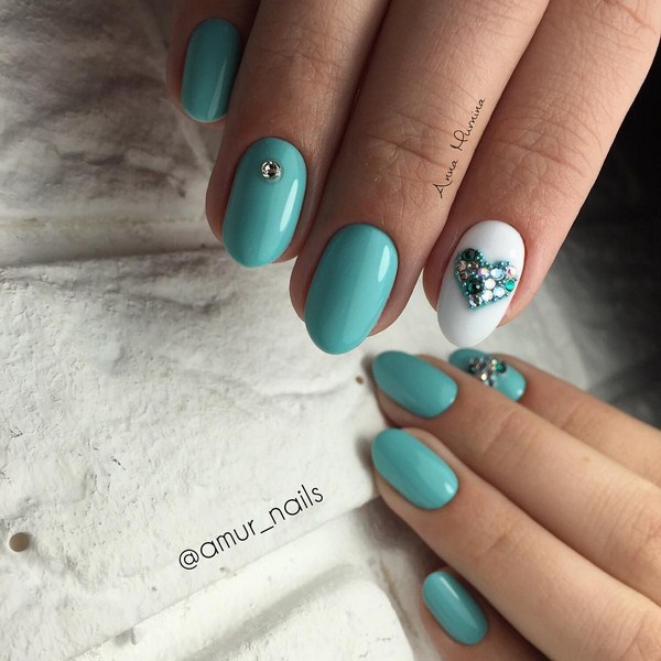 Тренды маникюра на 14 февраля: оригинальный дизайн ногтей 2026 с сердечками