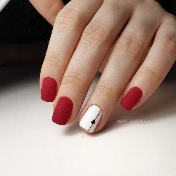 Тренды маникюра на 14 февраля: оригинальный дизайн ногтей 2026 с сердечками