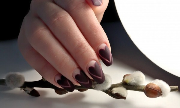 Тренды маникюра на 14 февраля: оригинальный дизайн ногтей 2026 с сердечками