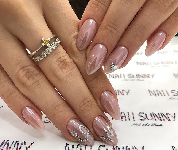 Тренды маникюра на 14 февраля: оригинальный дизайн ногтей 2026 с сердечками