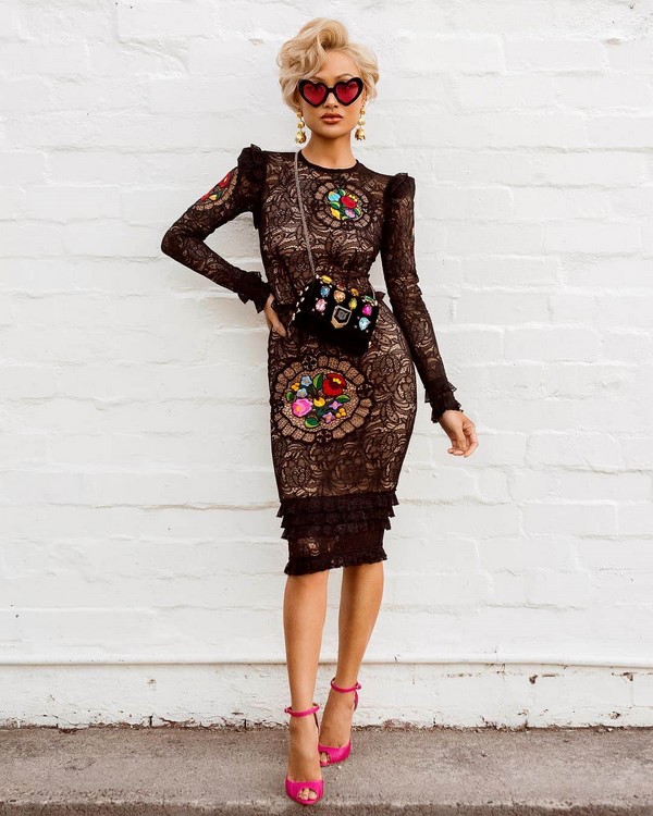 Лучшие весенние образы с платьями 2026: какими будут самые модные платья предстоящей весны — смотри фото