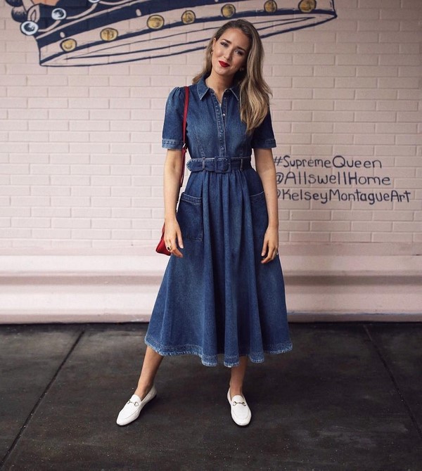 Лучшие весенние образы с платьями 2026: какими будут самые модные платья предстоящей весны — смотри фото