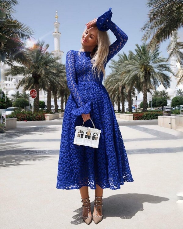 Лучшие весенние образы с платьями 2026: какими будут самые модные платья предстоящей весны — смотри фото