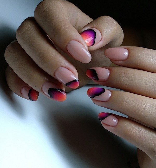 Топовые идеи дизайна маникюра на длинные ногти сезона 2026: модные фото-новинки