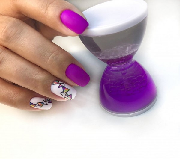 Топовые идеи дизайна маникюра на длинные ногти сезона 2026: модные фото-новинки