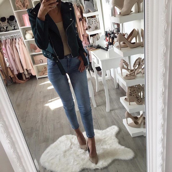 Тренды женских курток на весну 2026: лучшие весенние луки с куртками на фото