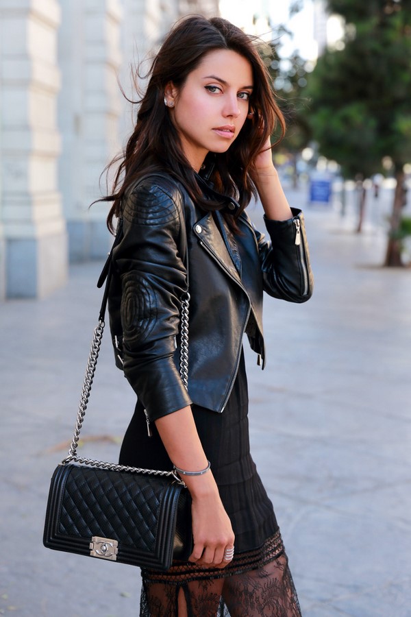 Тренды женских курток на весну 2026: лучшие весенние луки с куртками на фото