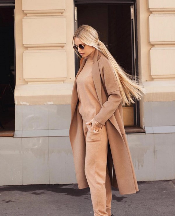 Тренды пальто на весну 2026: модные модели и новинки на фото