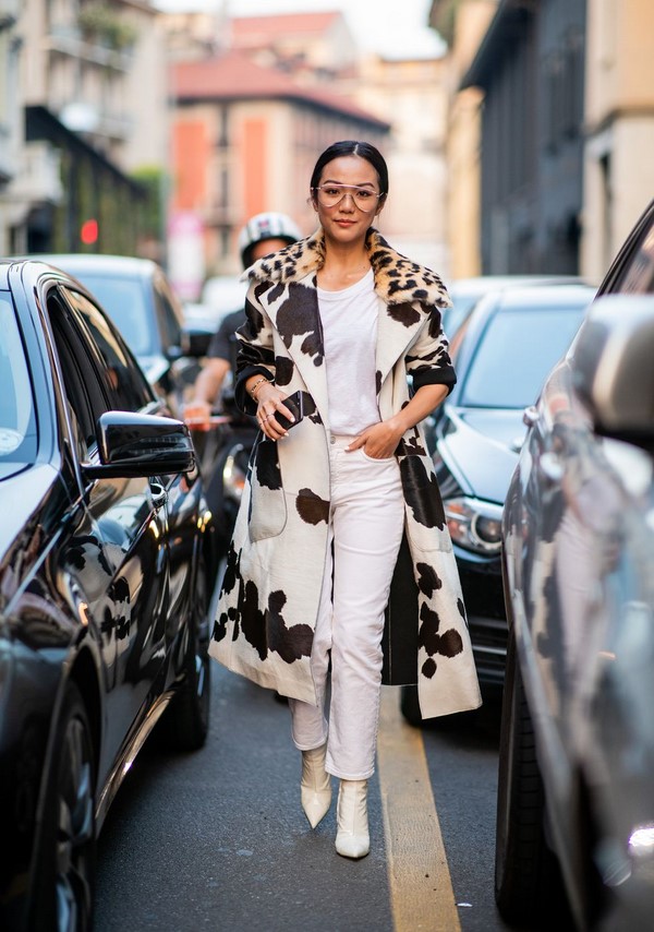 Тренды пальто на весну 2026: модные модели и новинки на фото