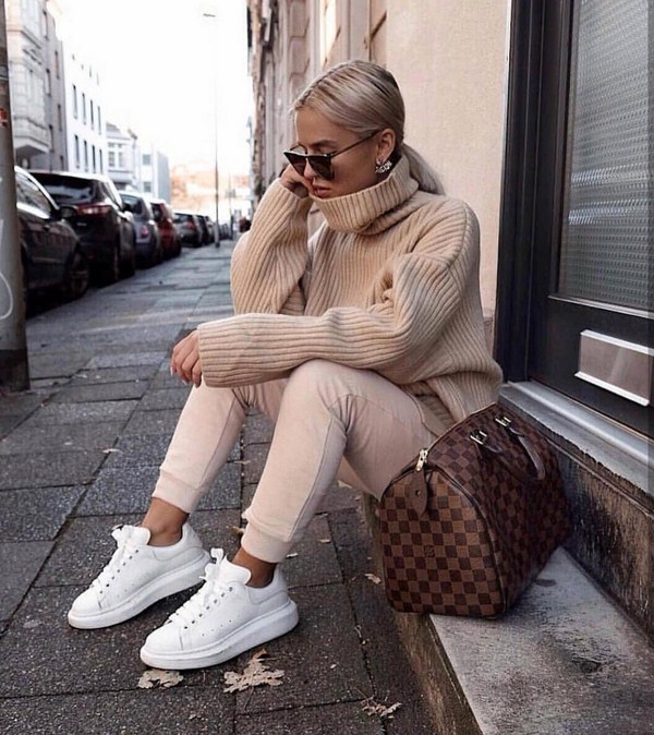 Эффектные total look 2026 в разных цветах – модные фото-идеи