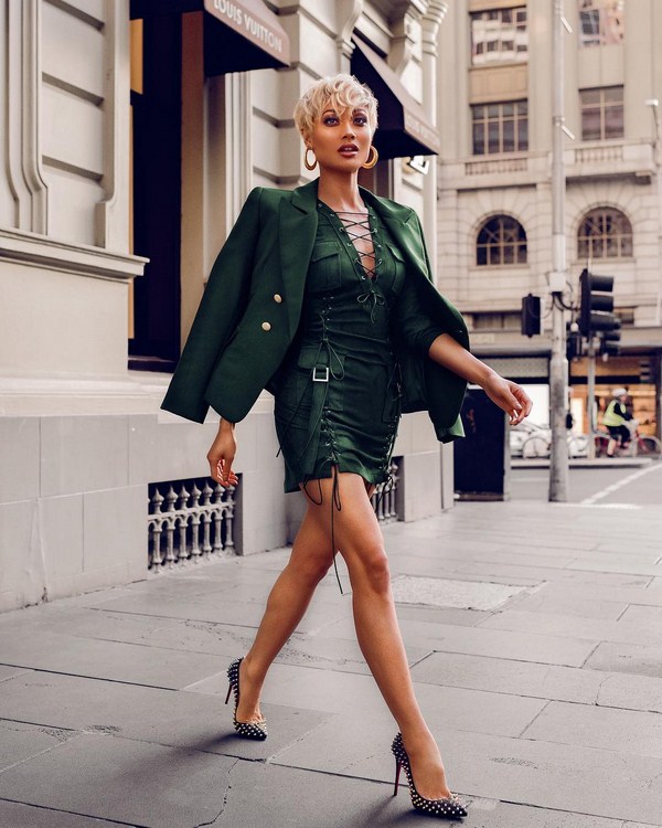 Эффектные total look 2026 в разных цветах – модные фото-идеи