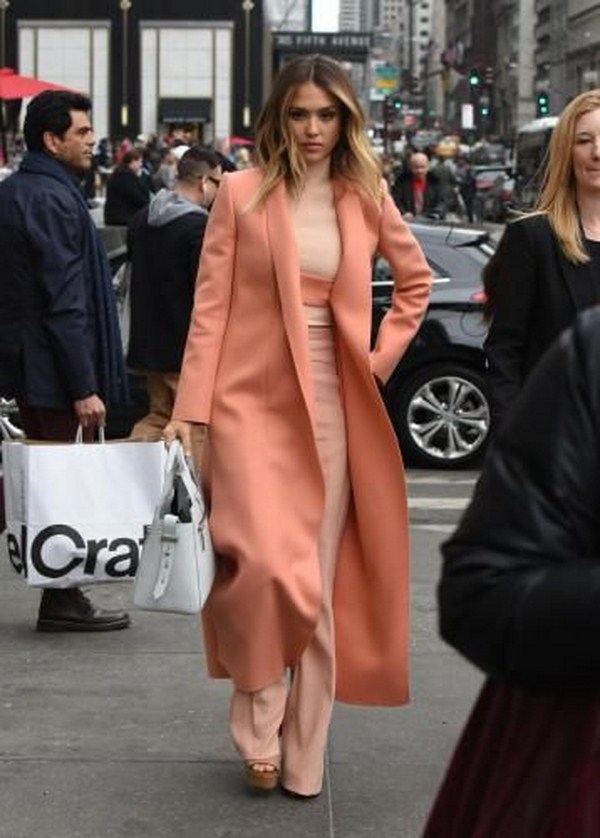 Эффектные total look 2026 в разных цветах – модные фото-идеи