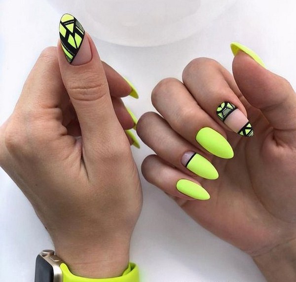 Удивительный лунный маникюр 2026 на топ-15 трендов: фото-новинки