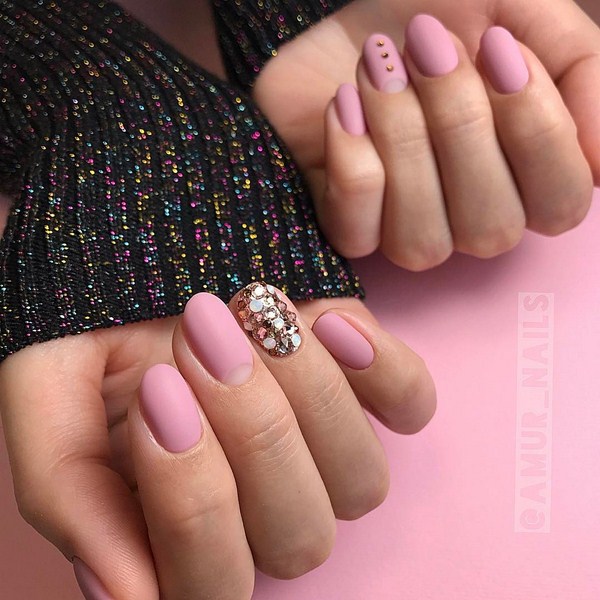 Удивительный лунный маникюр 2026 на топ-15 трендов: фото-новинки