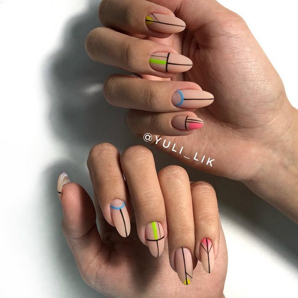 Удивительный лунный маникюр 2026 на топ-15 трендов: фото-новинки