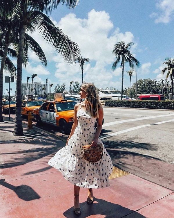 Стильное лето на примере самых модных летних образов 2026 – фото-тренды