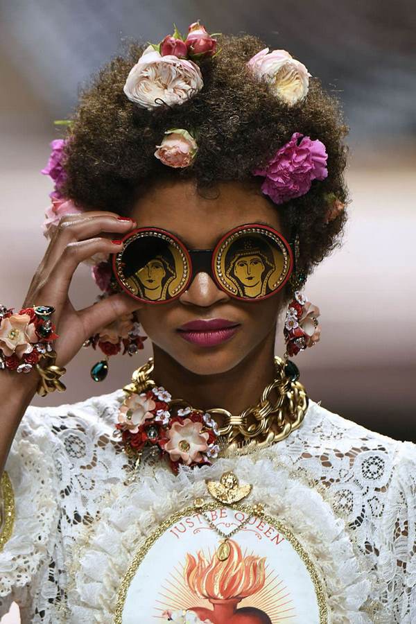 Супер новинки солнцезащитных очков: лучшие модели 2026 на фото