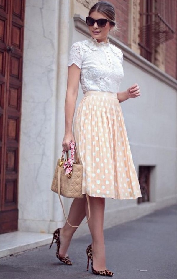 Главный принт сезона 2026 года – polka dots! Лучшие образы и последние тренды на фото