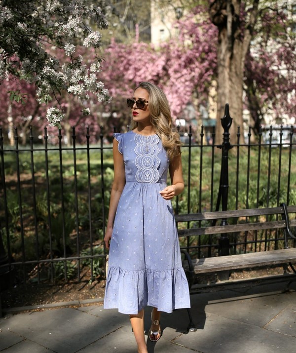 Главный принт сезона 2026 года – polka dots! Лучшие образы и последние тренды на фото