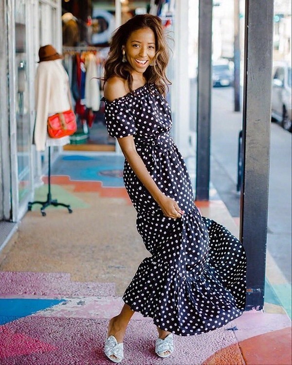 Главный принт сезона 2026 года – polka dots! Лучшие образы и последние тренды на фото