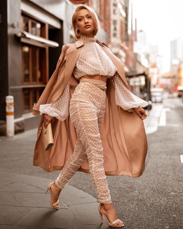 Главный принт сезона 2026 года – polka dots! Лучшие образы и последние тренды на фото