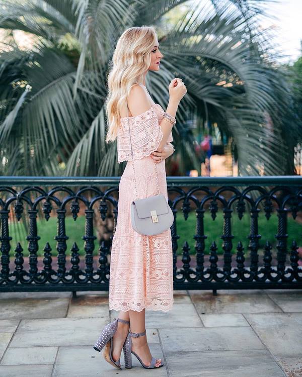 Самые красивые кружевные платья 2026: фото, новинки, тренды
