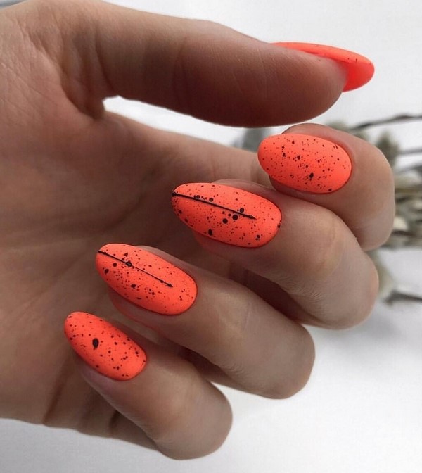 Завораживающий матовый маникюр 2026: новые тренды на фото